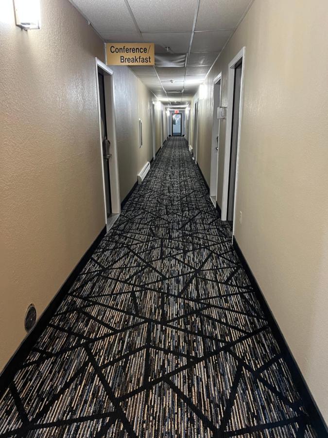 埃斯卡诺巴速8酒店 外观 照片